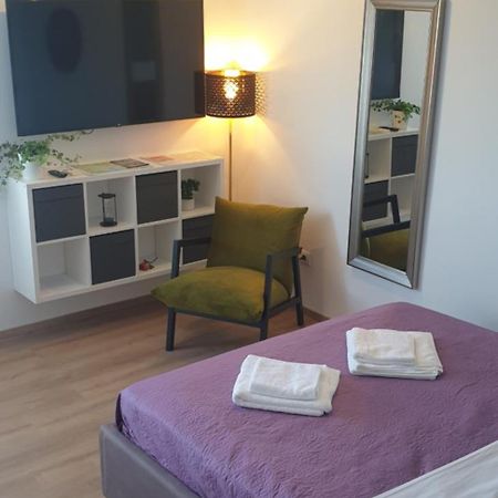 PUY Studio Apartment Hana מראה חיצוני תמונה